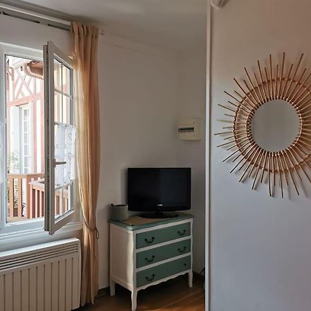 Studio Chic, Hyper Centre, 4 Minutes De La Plage Cabourg Exterior foto